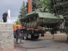 Танк Т-70, вошедший первым в Мелитополь при освобождении, сняли с постамента