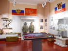 В Токмакском музее открылась выставка в честь Дня защитника Отечества