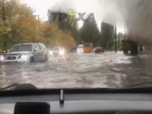 Маршрутка-амфибия и искрящие провода: улицы Запорожья превратились в реки после сильного ливня
