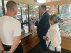 Наличие товаров в магазинах и аптеках проверили власти Токмака