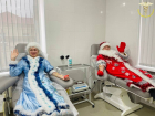 Дед Мороз и Снегурочка сдали кровь в Мелитополе 