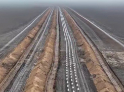 Шмыгаль показал оборонительные сооружения ВСУ в Запорожье