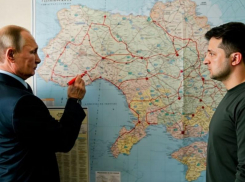 Новости СВО: Путин идёт на уступки Киеву, взятие Запорожья к осени 2026-го и подвиг танкистов под Ореховом 