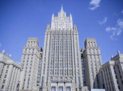 В МИД РФ призвали мировое сообщество отреагировать на атаку ВСУ по рынку в Токмаке
