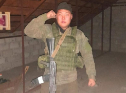 «Медсестра упала в обморок»: раненный насмерть боец-якут «воскрес» по пути в морг на Запорожском фронте СВО