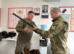 Жители Запорожской области передали охотничьи ружья на СВО