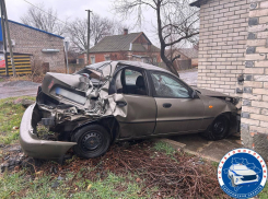 На трассе «Новороссия» в Запорожской области столкнулись три легковушки