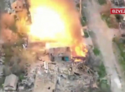 Штурмовики ВС РФ взорвали опорник ВСУ «дамской сумочкой» на Запорожском фронте СВО