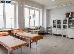 Мужчина и женщина пострадали от удара ВСУ по дому в запорожском селе