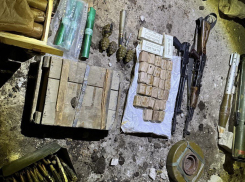 Масштабный схрон с боеприпасами нашли в заброшенном доме под Токмаком