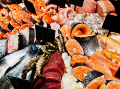 В Запорожскую область едва не доставили три тонны опасной мясной и рыбной продукции