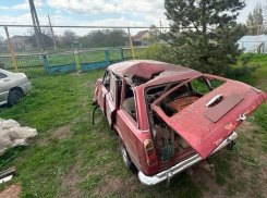 Дроны ВСУ ударили по двум машинам в Запорожской области: ранен мирный житель