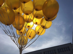 Запорожских школьников лишили возможности отгулять выпускные в прифронтовых районах 