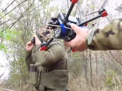 В Запорожской области бойцы группировки «Днепр» запускают БПЛА прямо на линии фронта 