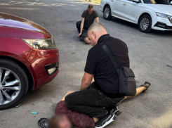 Мужчину ударили по голове и ограбили в Запорожье