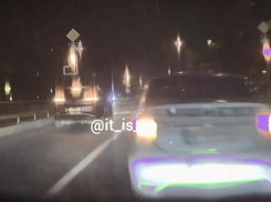 Момент массовой аварии попал на видео от первого лица в городе Запорожье 