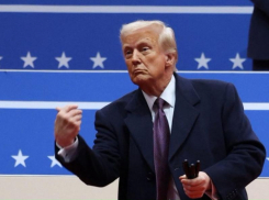 Трамп назвал нелепыми требования Украины вернуть Запорожскую область 