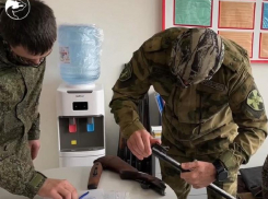 Шесть охотничьих ружей и патроны к ним передали запорожцы военным в зоне СВО