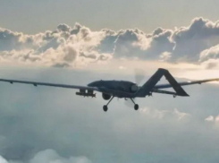 Беспилотник ВСУ атаковал школу в Каменско-Днепровском районе, начался пожар