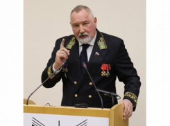 Рогозин ответил на критику военкора Сладкова о быстровозводимых городках в зоне СВО