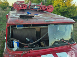 Дрон ВСУ ударил по запорожским спасателям во время тушения пожара