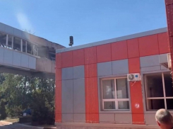 Пострадавшую при обстреле Днепрорудненского комбината женщину транспортировали в Крым