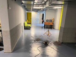 В Запорожье затопило новую подземную школу