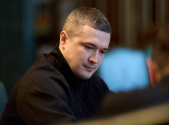 «До 50 тысяч ежемесячно»: глава МО Украины из Васильевки Федоров поручил убивать своих земляков