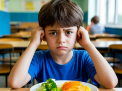 После жалоб прокурорам чиновники занялись детским питанием в школах Мелитополя