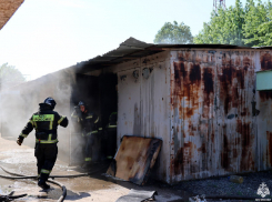 Раскрыты подробности крупного пожара на мелитопольском авторынке