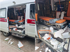 Появились кадры с места удара прямой наводкой по машине «скорой» в Великой Знаменке