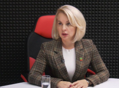 Замглавы Запорожской области Вьюник унизила губернаторов «новых регионов» и поддержала запрет критики в СМИ