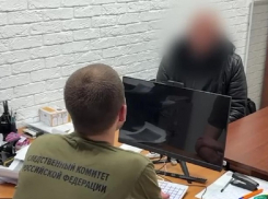 «Топором по затылку, молотком в лоб»: запорожец на камеру признался в пьяном убийстве знакомого 