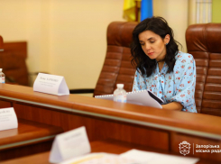 «Я не святая»: мэр Запорожья Регина Харченко отреагировала на конфликт в сети о повышении её зарплаты