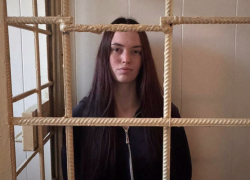 «Билась в истерике и звала маму»: псевдожурналистка призналась в наведении ударов по ВС РФ в Мелитополе