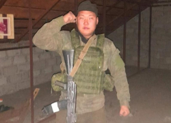 «Медсестра упала в обморок»: раненный насмерть боец-якут «воскрес» по пути в морг на Запорожском фронте СВО