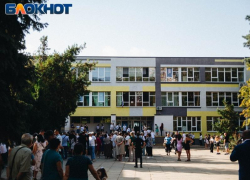 Сына участника СВО отказались брать в школу №1 в Мелитополе