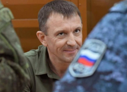 Генерал Иван Попов приговорён к 5 годам тюрьмы и штрафу за мошенничество и подлог