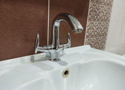 Воду перекрыли в одном из районов Мелитополя: названы точки её подвоза