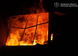 Запорожье в огне: ВС РФ 11 раз ударили по объектам ВСУ в областном центре ночью 26 ноября