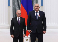 Путин наградил замгубернатора Запорожской области Артура Саидова орденом Мужества