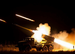 Новости СВО: Макрон признал вину НАТО в конфликте на Украине, битва дронов и прорыв в Степногорске