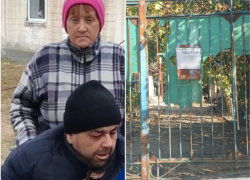 Почему потерявшую жильё семью с инвалидом не заселят в понравившийся им дом, ответили власти Михайловского округа