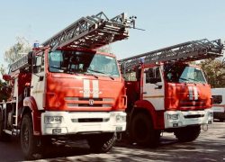 Новые автолестницы АЛ-30 прибыли для МЧС России в Запорожской области