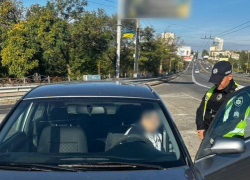 В городе Запорожье задержали лихача под наркотиками, который находился в розыске