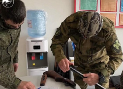 Шесть охотничьих ружей и патроны к ним передали запорожцы военным в зоне СВО