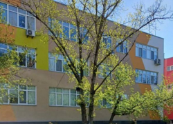 Украинский беспилотник упал во двор дома возле мэрии Энергодара