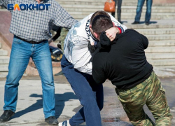 Два подростка избили прохожего и отжали у него 7 тысяч рублей в Мелитополе