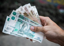 Запорожцам перечислят пенсии досрочно в июне
