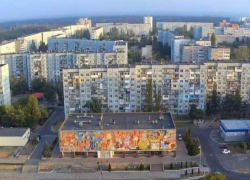 Украинские боевики ударили дронами по набережной Энергодара: раздалось не менее четырёх взрывов